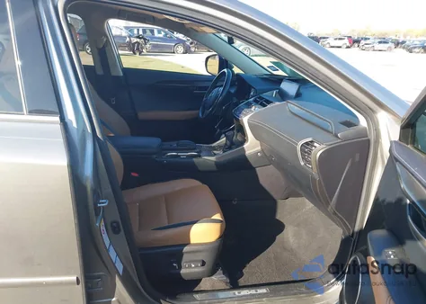 2017 Lexus Nx 200T z USA, uszkodzony, nr VIN JTJBARBZ2H2129361